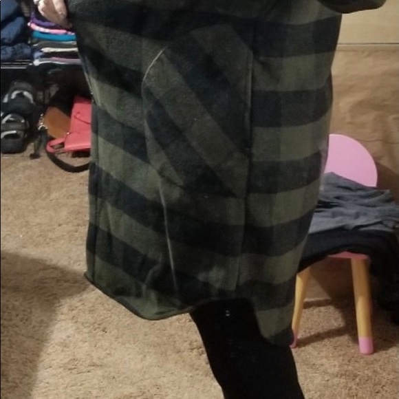 SOLD Coatagin - Picture 5 of 8